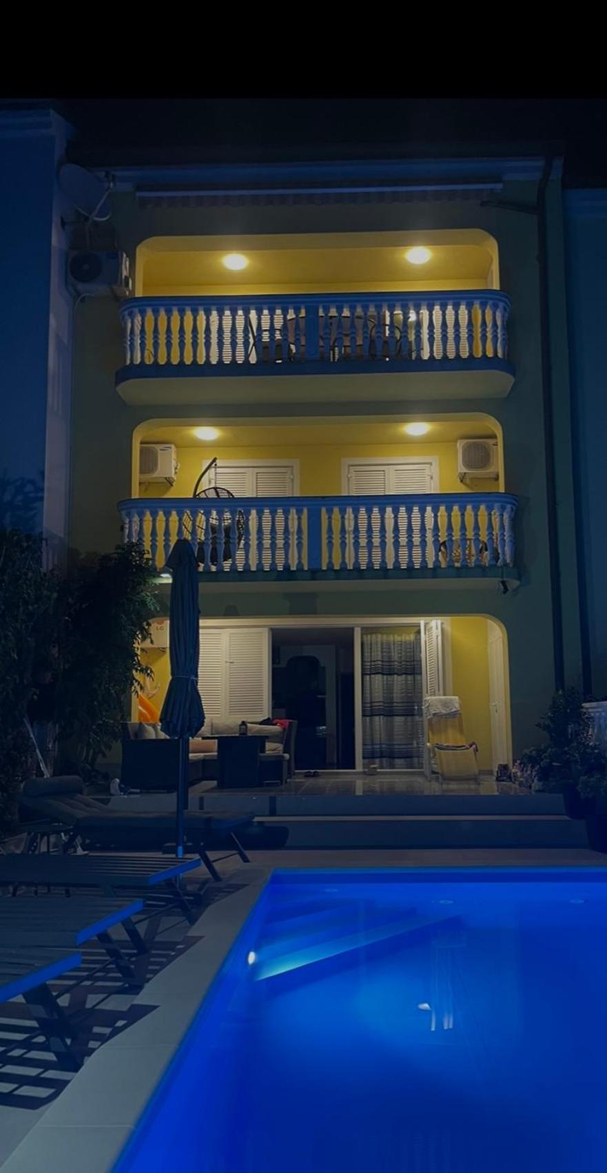 Haus Ella Appartement Novi Vinodolski Buitenkant foto
