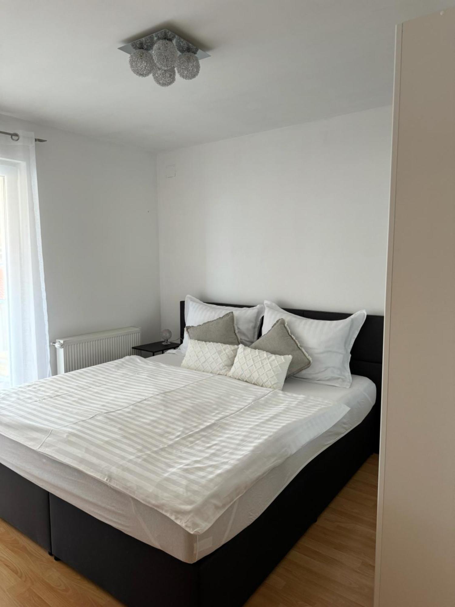 Haus Ella Appartement Novi Vinodolski Buitenkant foto