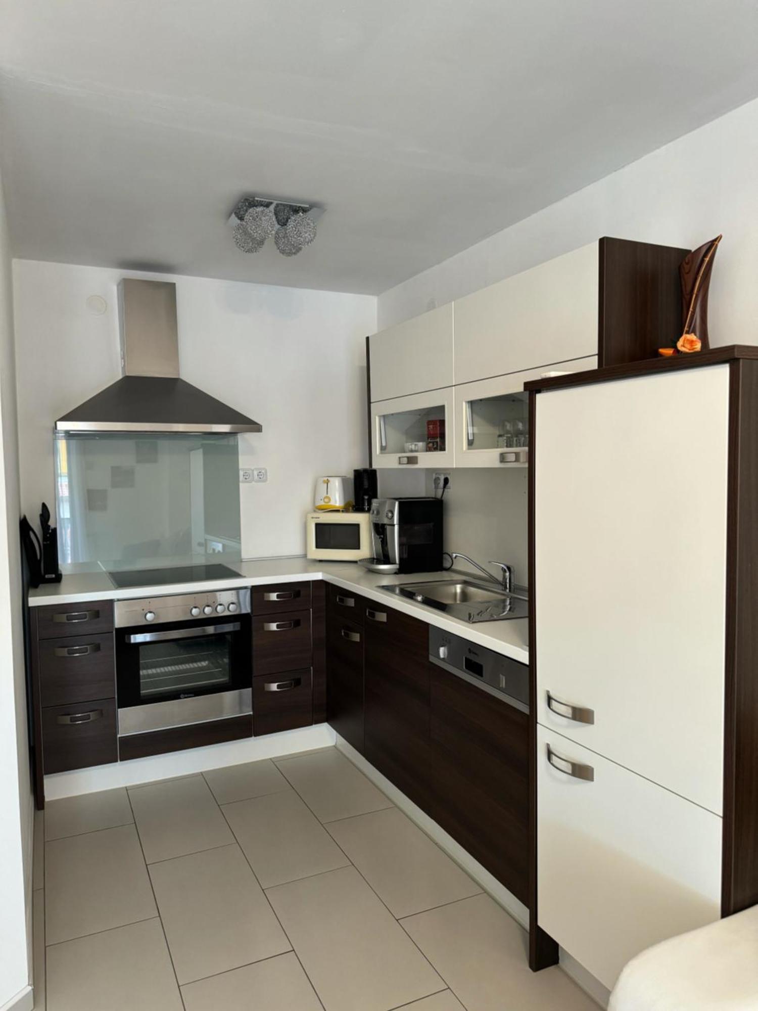 Haus Ella Appartement Novi Vinodolski Buitenkant foto
