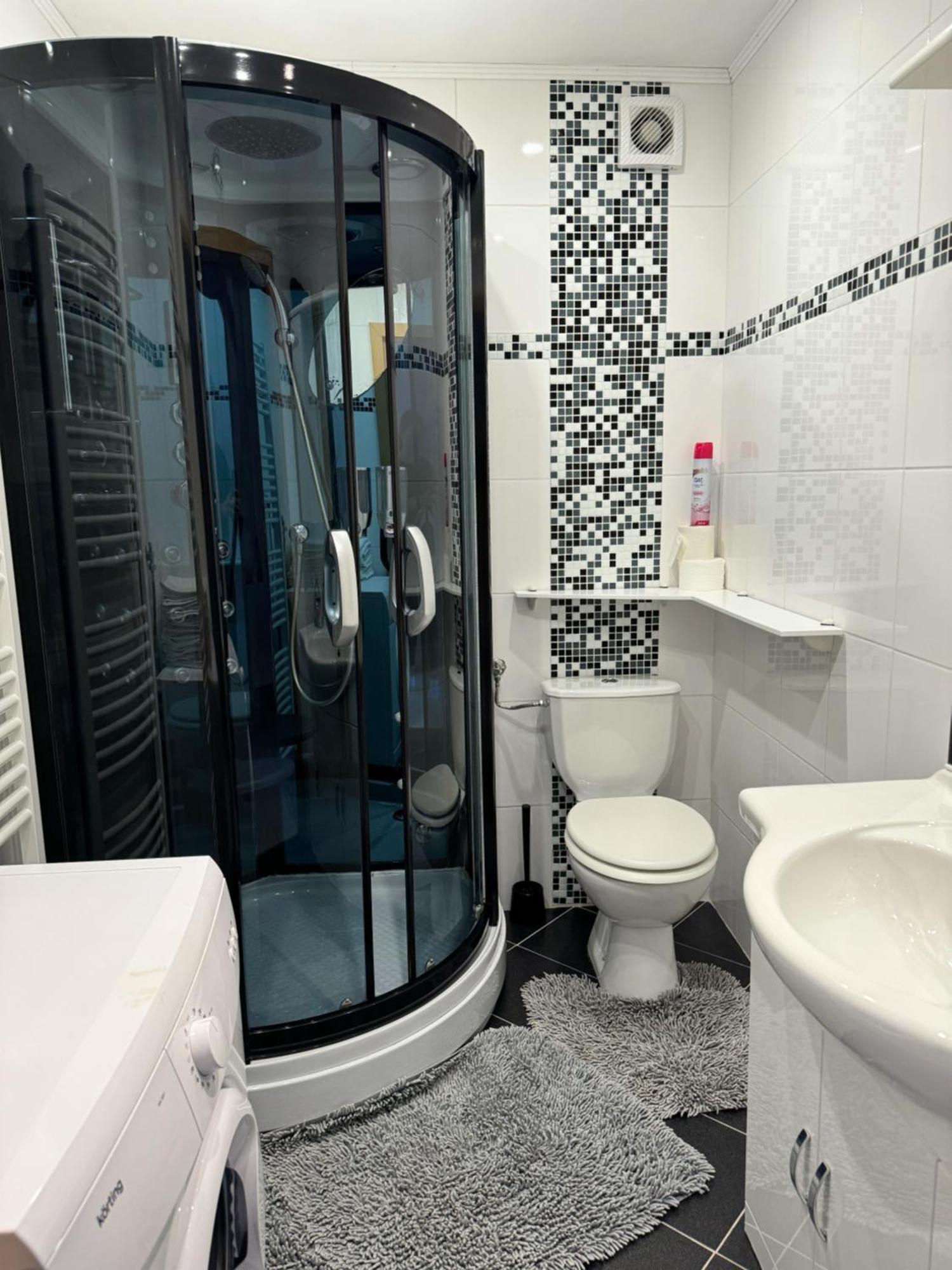 Haus Ella Appartement Novi Vinodolski Buitenkant foto