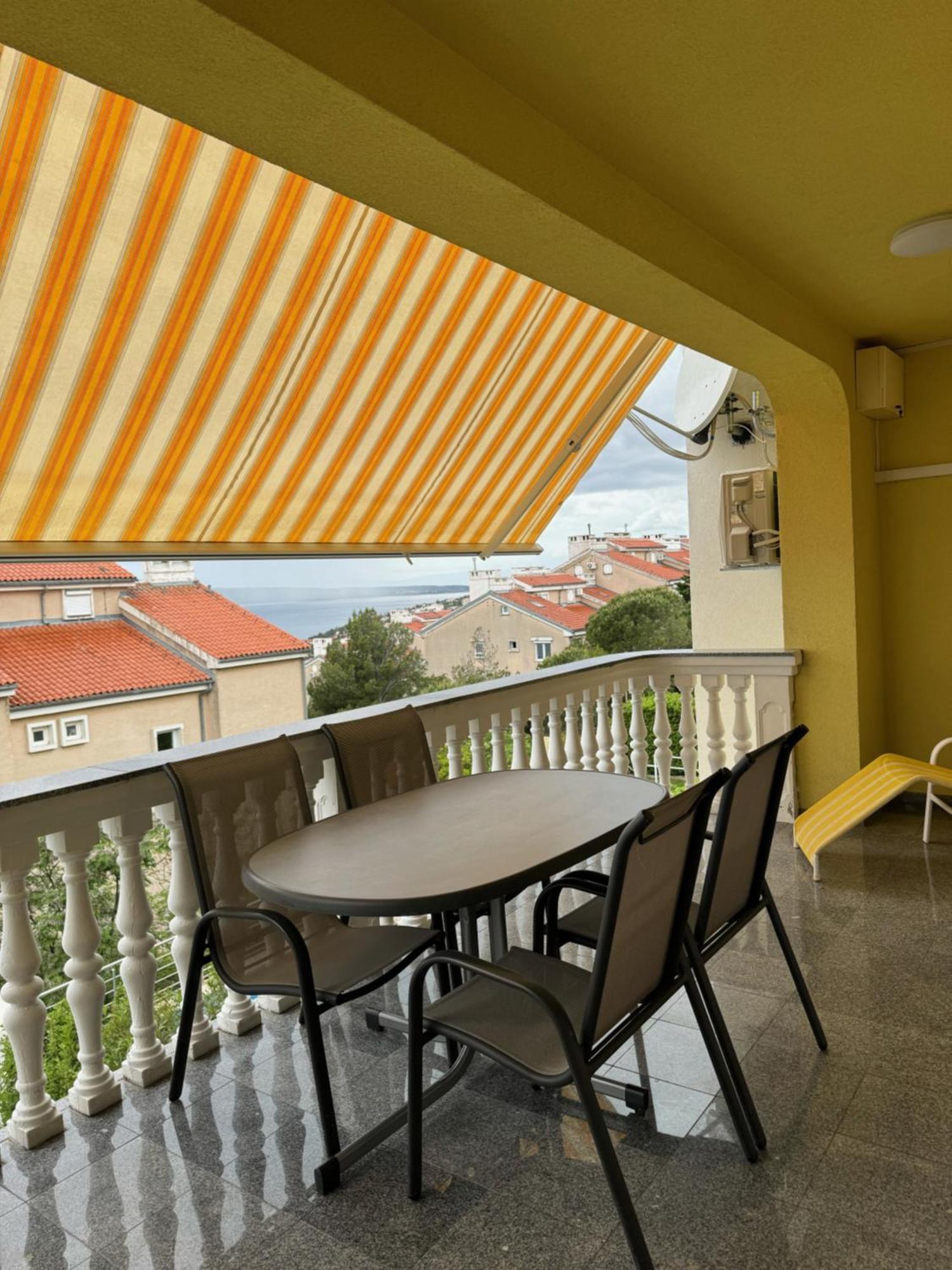 Haus Ella Appartement Novi Vinodolski Buitenkant foto