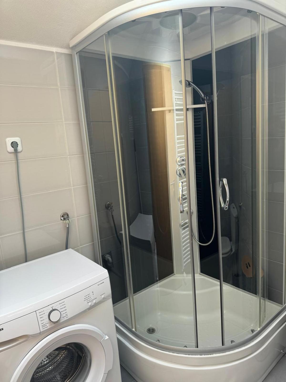 Haus Ella Appartement Novi Vinodolski Buitenkant foto